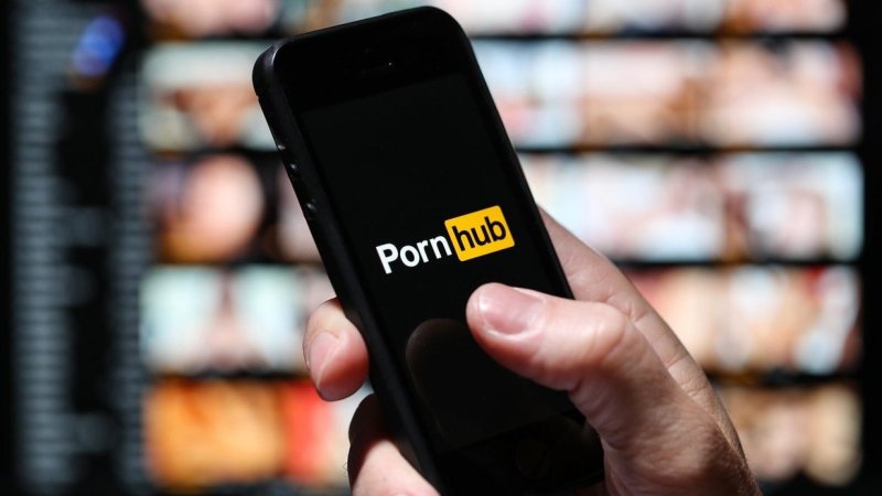 pornhub.jpg pornhub.jpg